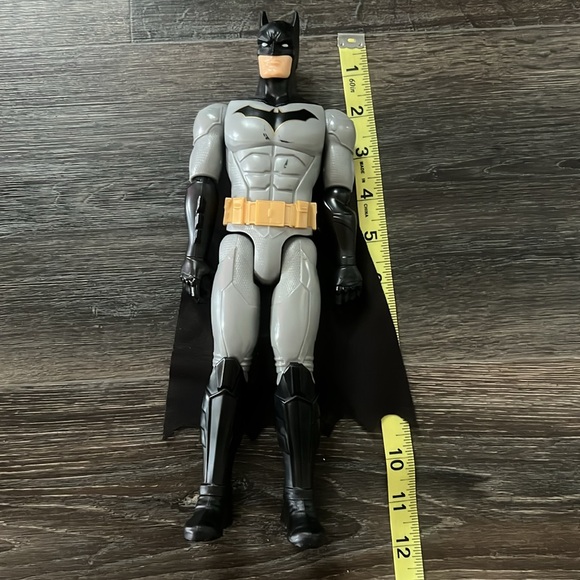 ☘️2/$25☘️ DC comics Batman 12 inch figure. - Picture 13 of 13
